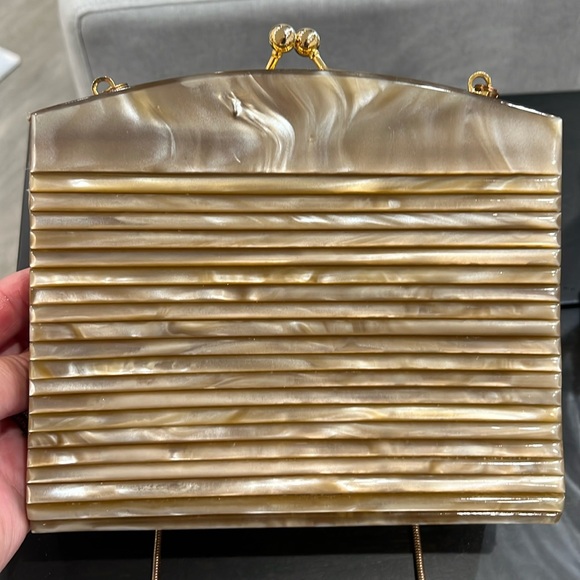 Vintage Handbags - Vintage shell shoulder bag